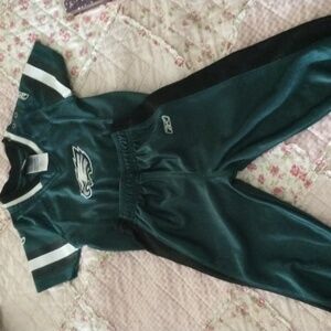 Eagles Unisex outfit by Reebok
